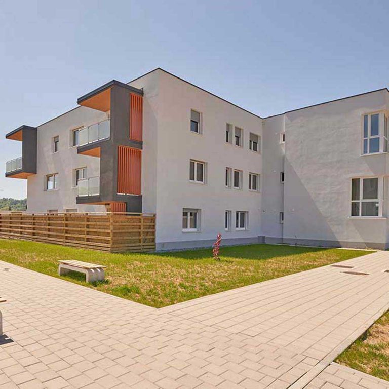 BLOKI DOLNOV – DEČKOVA CELJE