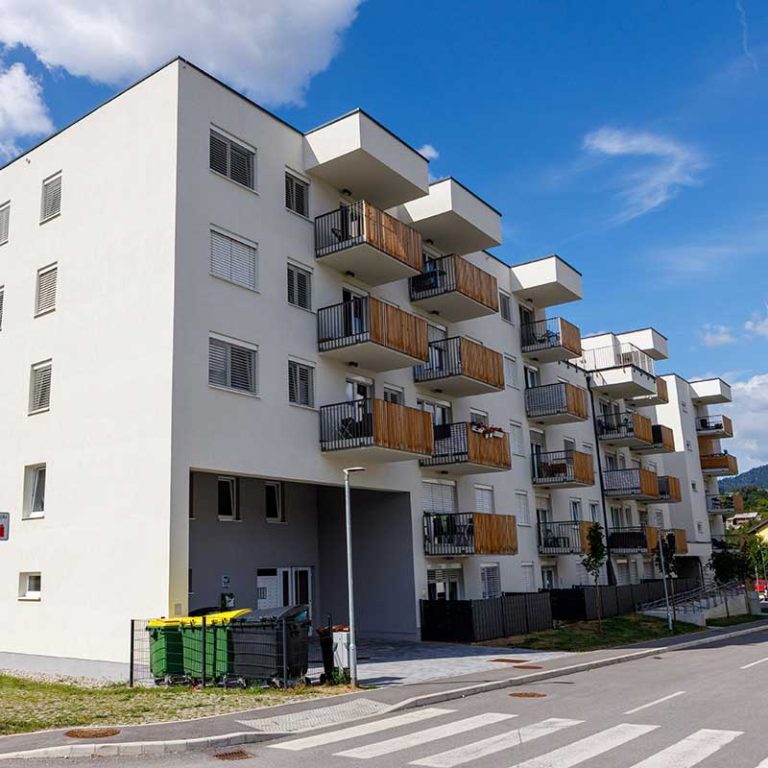 BLOKI NEPROFITNIH STANOVANJ – SLOVENJ GRADEC